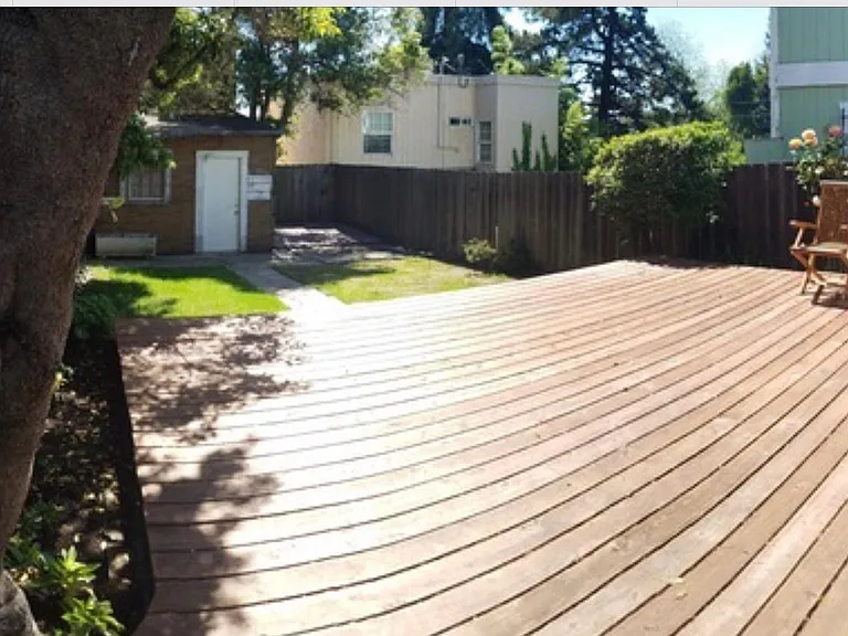 4525 1/2 San Carlos Ave — Photo 4