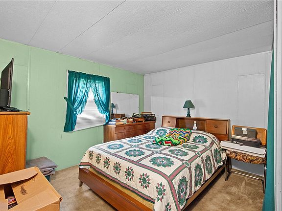 9th image of 380 Oliver Blvd #3