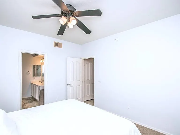 2402 E 5th St #1618 — Photo 11