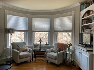 1083 Beacon St APT 3, Brookline, MA 02446