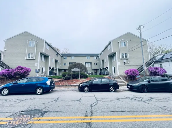 1036 Middlesex St APT 9, Lowell, MA 01851
