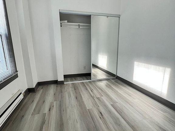 5th image of 906 Pacific Ave #647