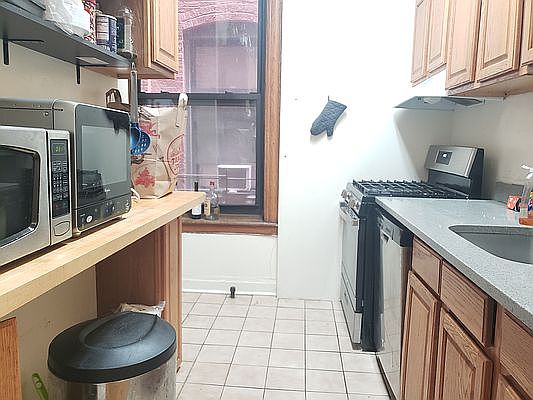3rd image of 217 W 106th St #2/3D
