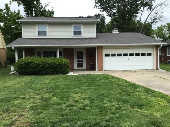 828 Oakland Ave, Mount Vernon, IL 62864