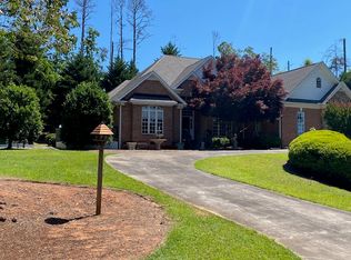 135 Sunset Bay Blvd, Seneca, SC 29672