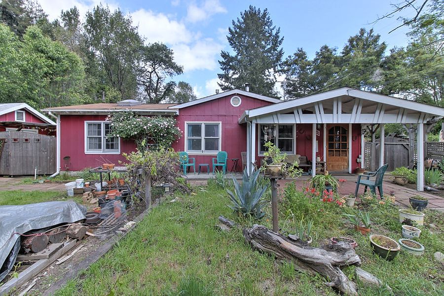 1st image of 211 Arden Ave