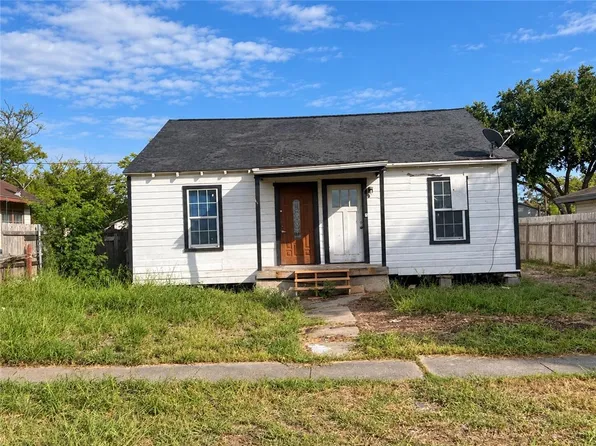 2844 Prescott St, Corpus Christi, TX 78404