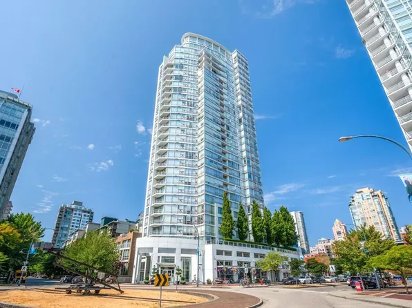 1201 Marinaside Cres #1901, Vancouver, BC V6Z 2V2