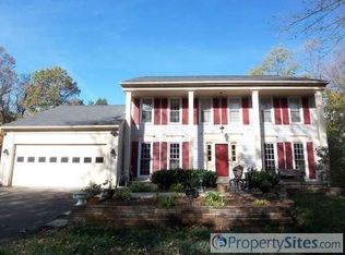 139 Peyton Rd, Sterling, VA 20165