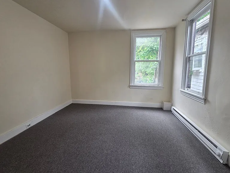 721 W Market St — Photo 14