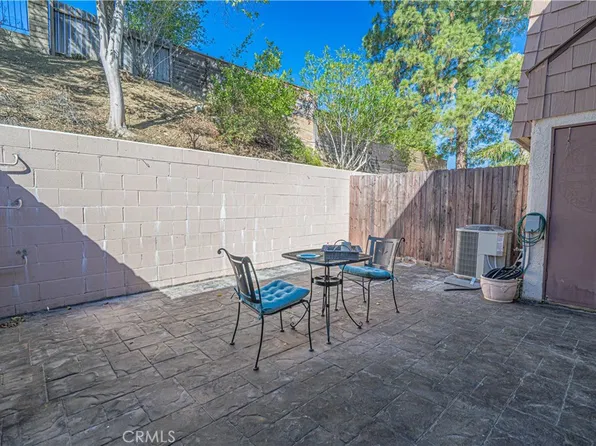 4135 Yankee Dr, Agoura Hills, CA 91301