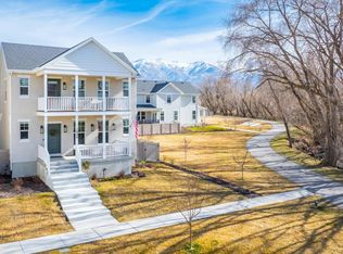 1048 S Old Towne Rd, Layton, UT 84041