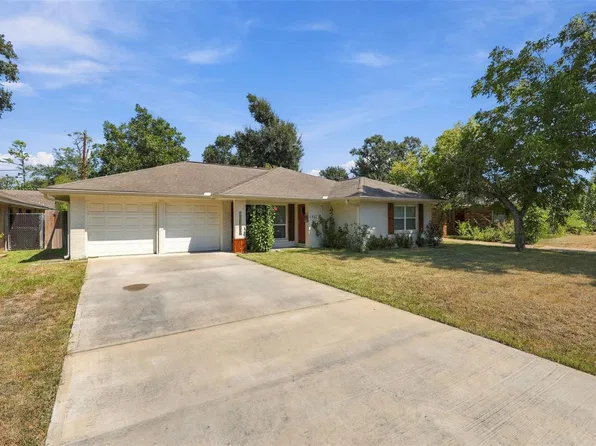 6422 Woodbrook Ln, Houston, TX 77008