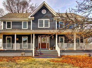 6S336 Shaw Rd, Big Rock, IL 60511