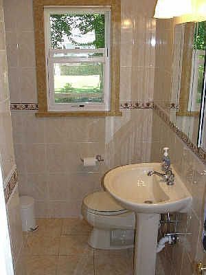 updated bath-neutal tones