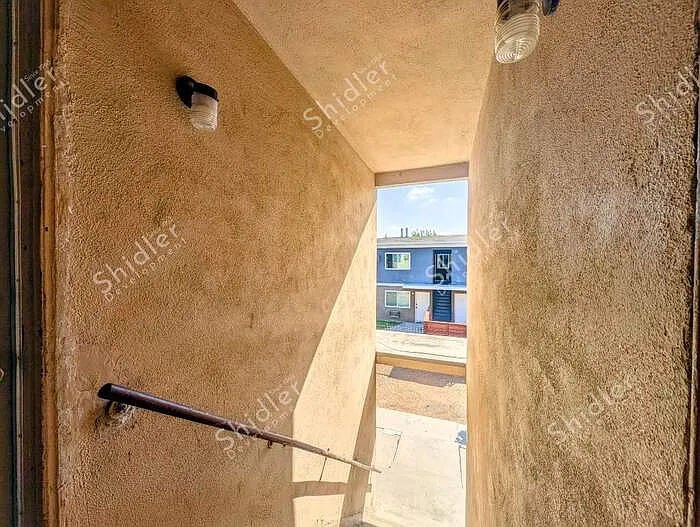 2 bed, 1.0 bath, 700 sqft, $1,850 — Photo 3