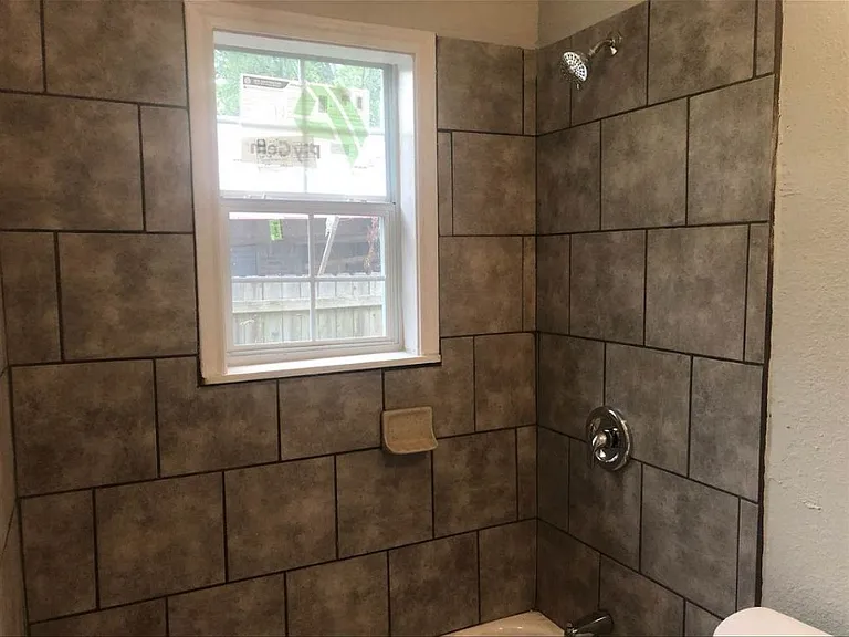 620 Riverside Dr — Photo 23