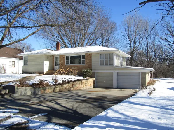 127 Pleasant St, Granite Falls, MN 56241