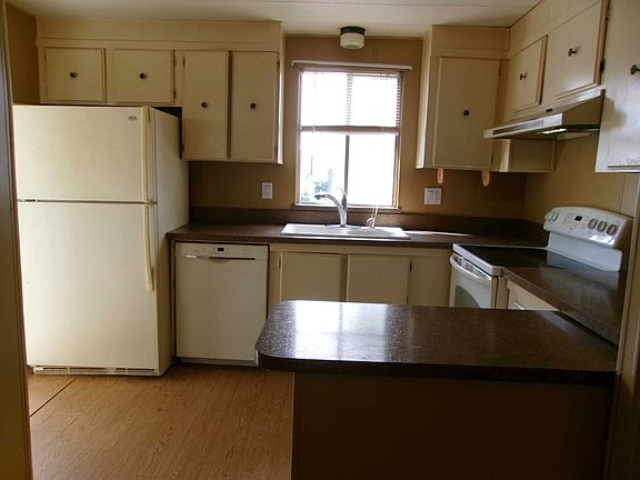 4th image of 2701 34th St N #533