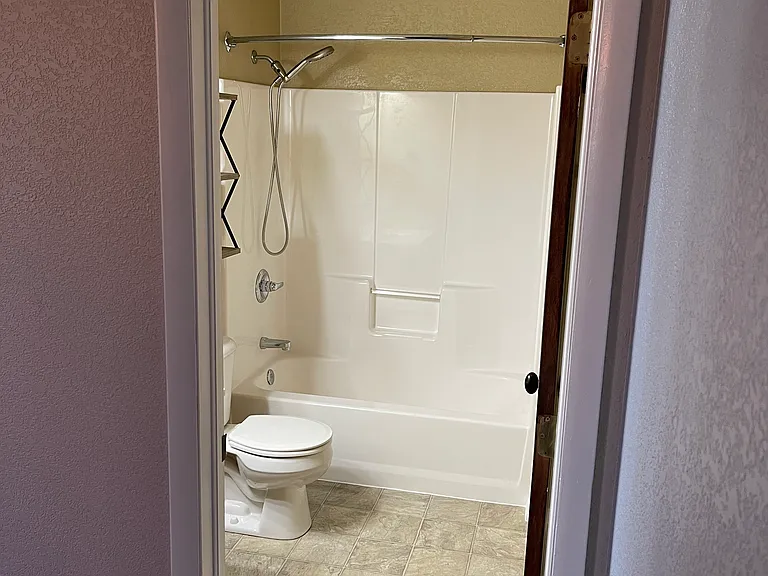 Boswell Dr — Photo 25