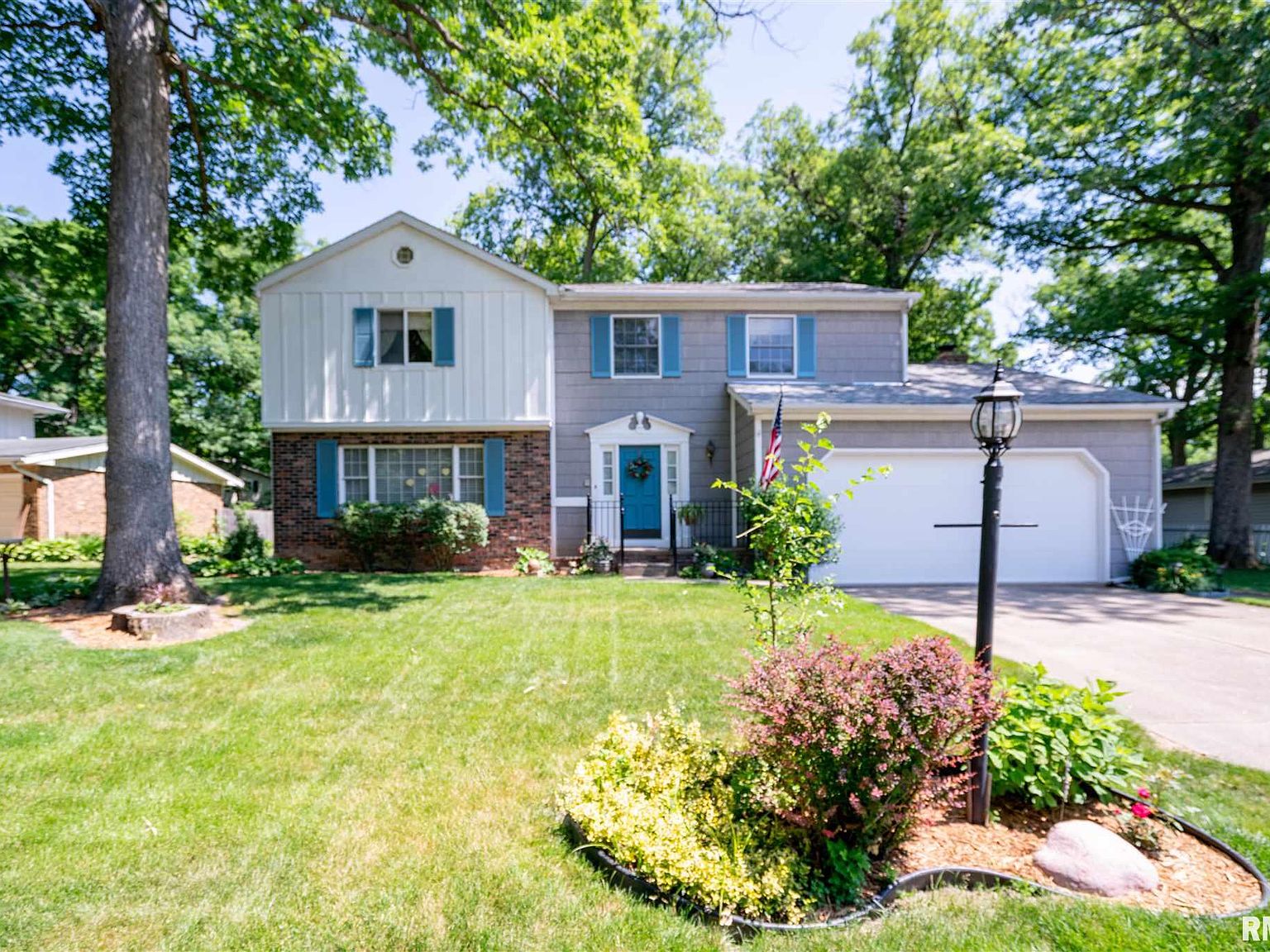 12212 N Lake Forest Dr, Dunlap, IL 61525 | Zillow