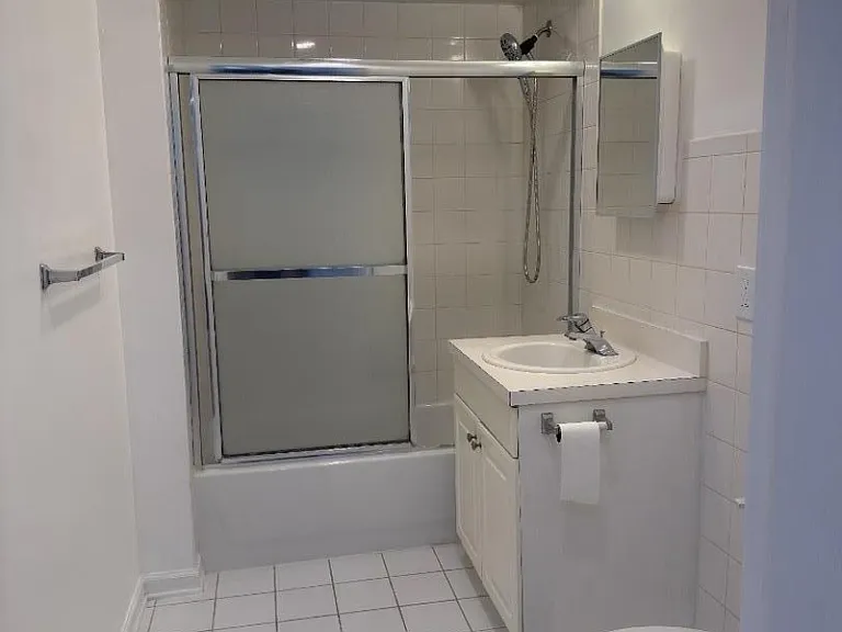 901 Stuyvesant Ave #106 — Photo 17