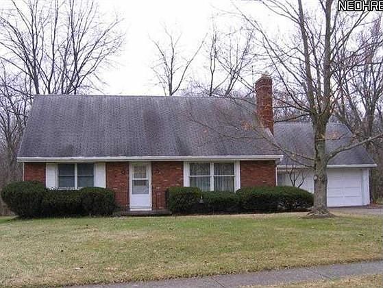 1st image of 22 Squires Ct