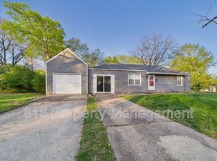 4416 E 138th St, Grandview, MO 64030