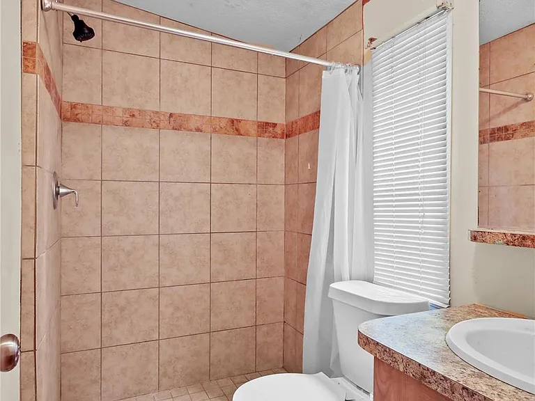 22091 Bowden Dr — Photo 13