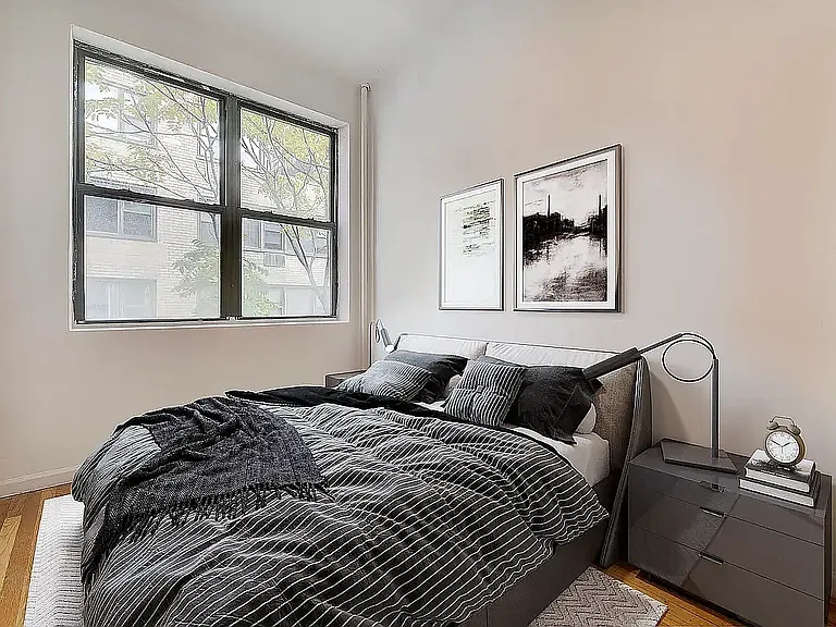 231 E 14th St #4R — Photo 6
