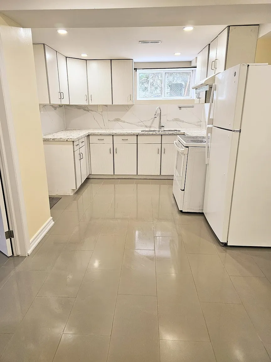2 Botany Hill Rd #B photo 1