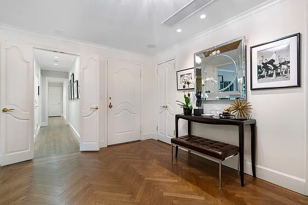 Sold by Compass | media 8