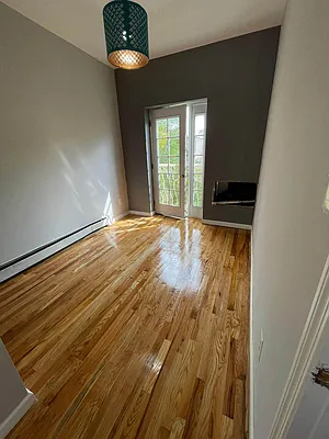 Rented by Aron Fried, LREB | media 6