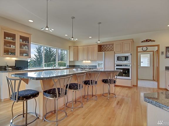 5th image of 5214 Monta Vista Dr E