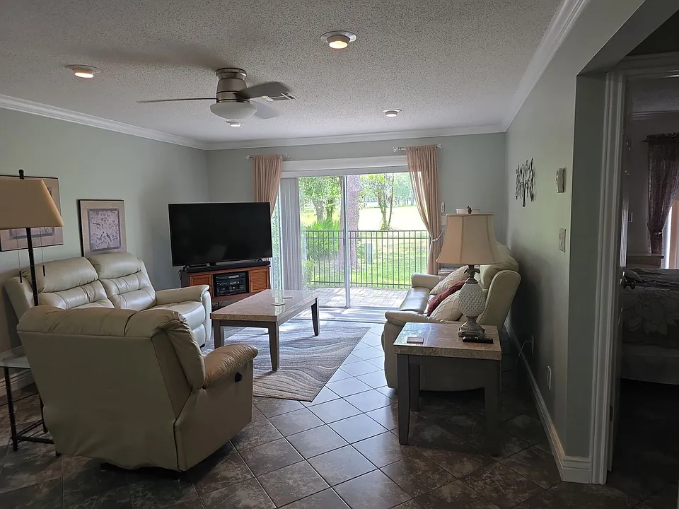 5 Black Cherry Dr