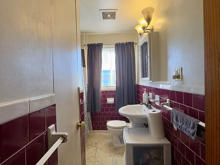 5731 Denwood Ave — Photo 13