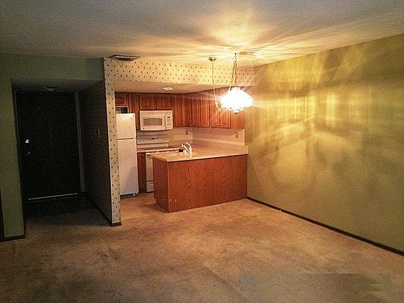 4th image of 218 Bienterra Trl APT 2D