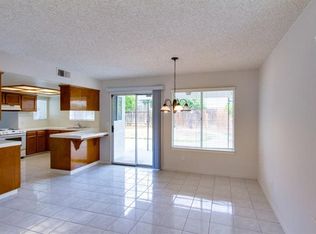 9674 N Sharon Ave, Fresno, CA 93720