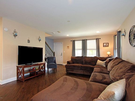 2nd image of 62 Weehawken Ave