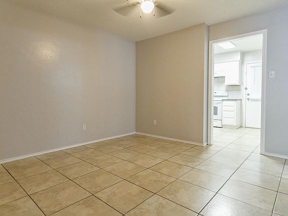5th image of 7800 Cardinal Ct #7800