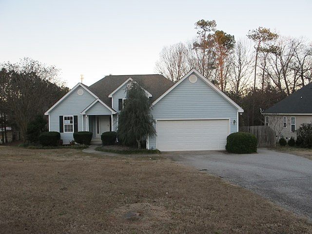 1st image of 1026 N Lake Dr