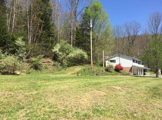 457 Bunner Ridge Rd, Fairmont, WV 26554