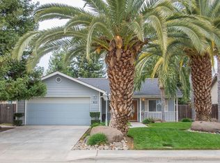 933 S Laguna St, Visalia, CA 93292