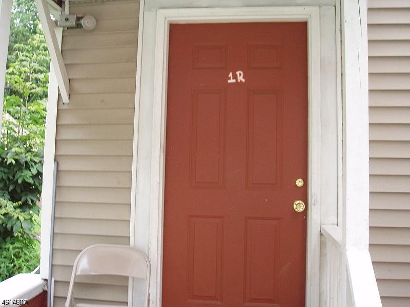 1st image of 162 Glenwood Ave Ste 1
