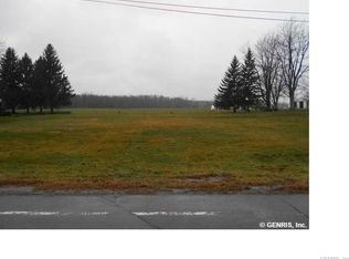 5641 Walworth Rd, Ontario, NY 14519