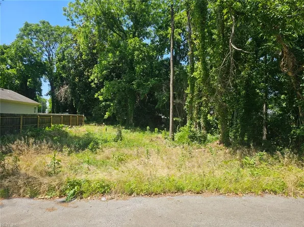 315 Whitehead Ave, Norfolk, VA 23523