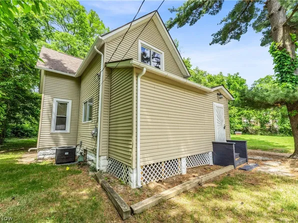 133 Belmont St, Akron, OH 44304