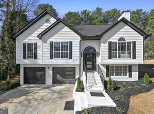 5727 Bonnell Ct, Rex, GA 30273