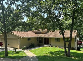 282 Lake Viking Ter, Gallatin, MO 64640