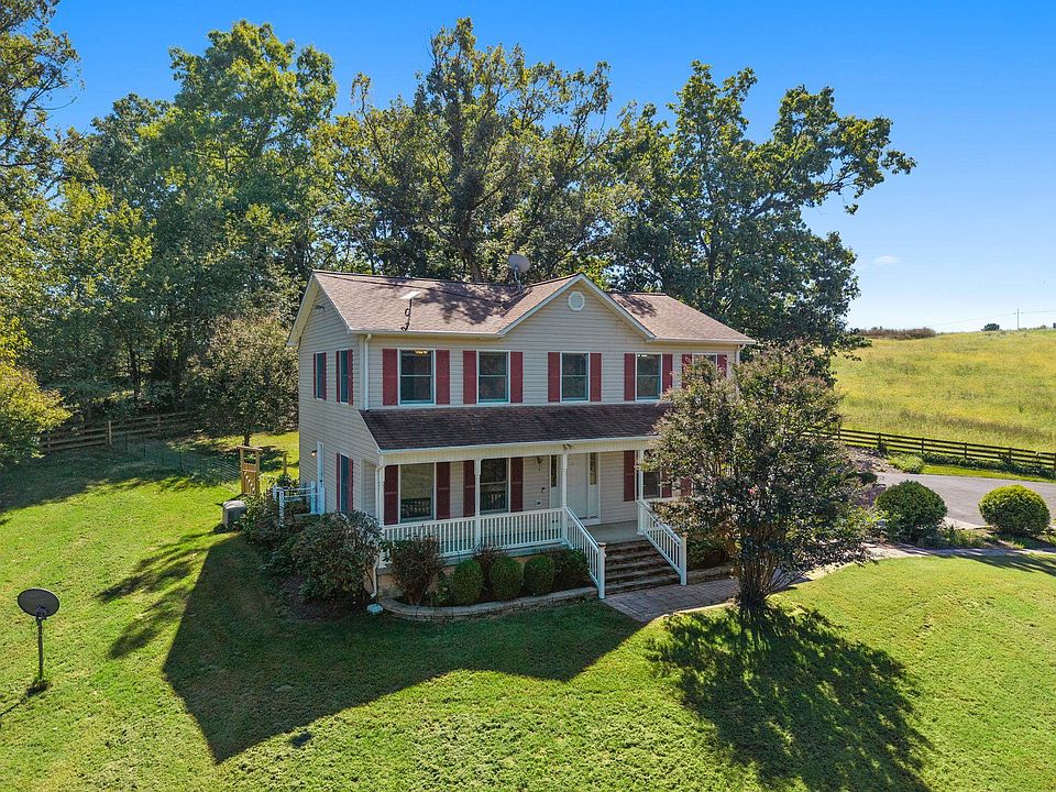 1st image of 2162 Skippie Ln